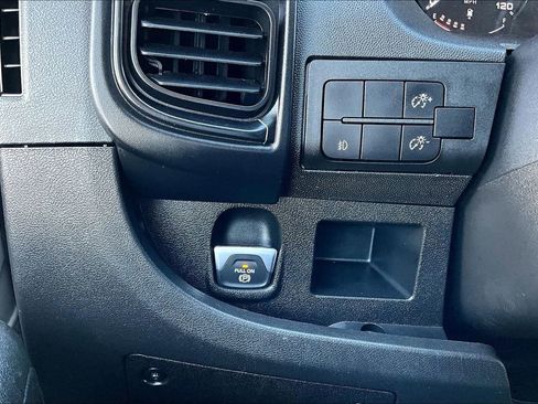 Used 2023 RAM ProMaster 3500 w/ Driver Convenience Group image 18