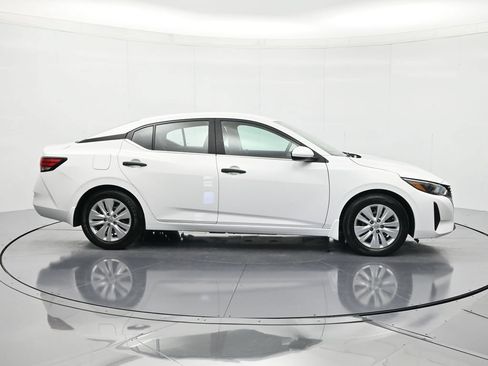 Used 2024 Nissan Sentra S FWD image 4