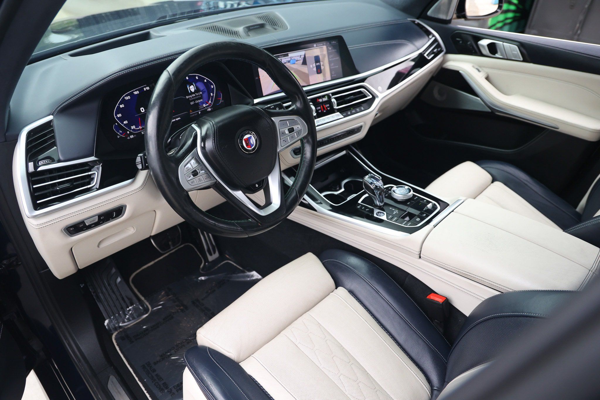 Used 2021 BMW ALPINA XB7 AWD/4WD image 6