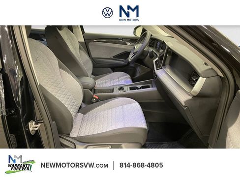 New 2026 Volkswagen Tiguan S image 15