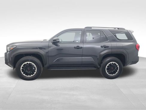 Used 2025 Toyota 4Runner TRD Off-Road image 9