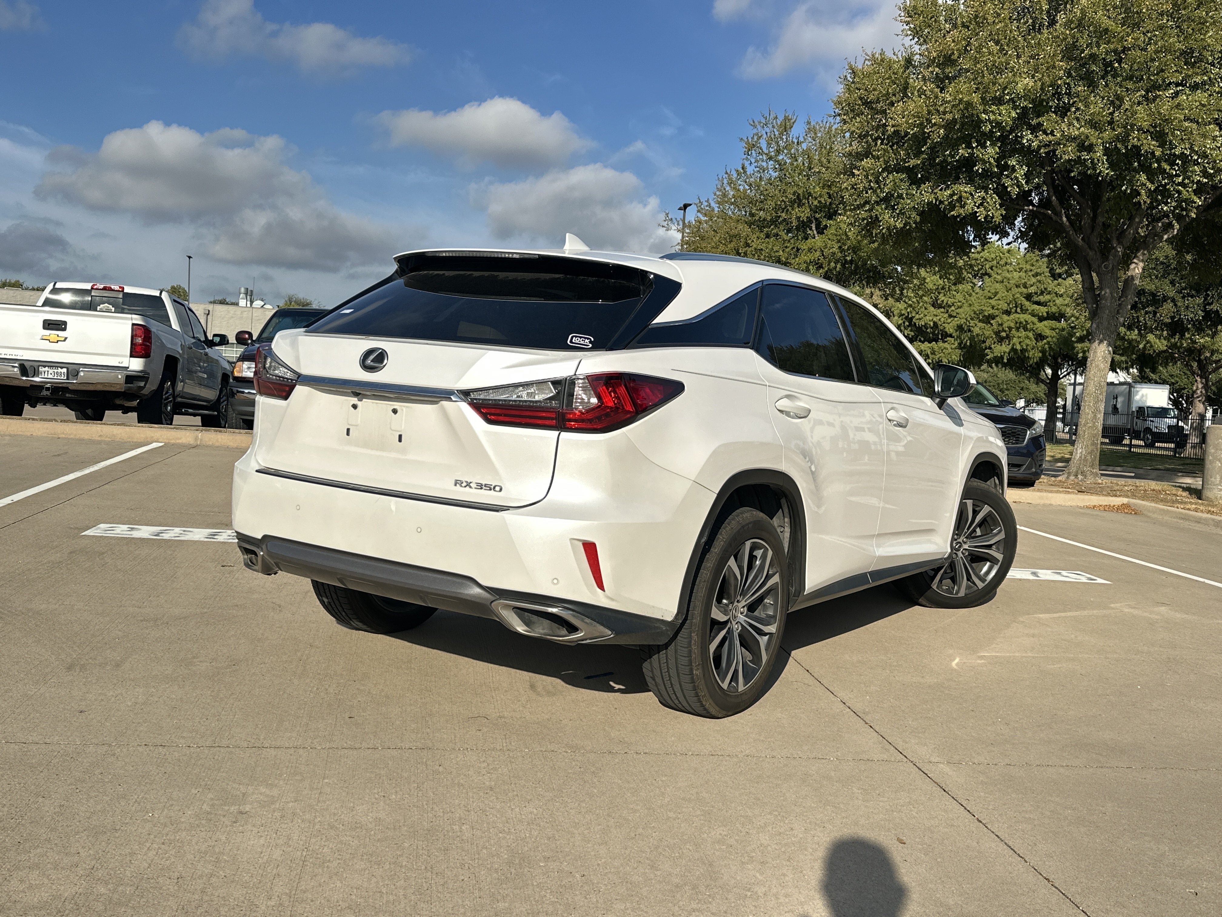 Used 2019 Lexus RX 350 FWD w/ Premium Package image 2