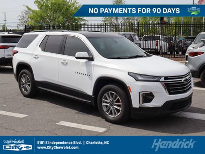 Used 2022 Chevrolet Traverse LT