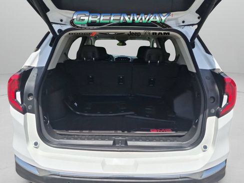 Used 2019 GMC Terrain SLT w/ Preferred Package FWD image 5