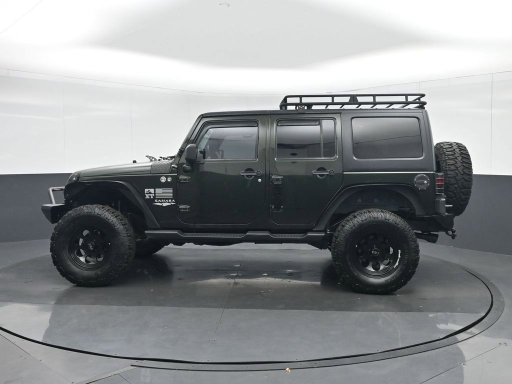 Used 2012 Jeep Wrangler Unlimited Sahara AWD/4WD image 4
