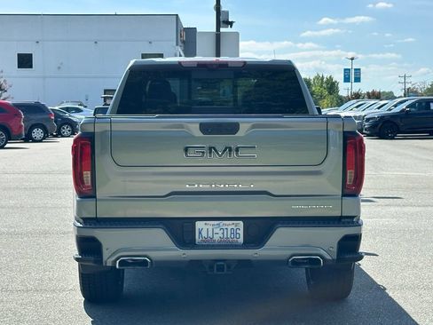 Used 2023 GMC Sierra 1500 Denali Ultimate AWD/4WD image 9
