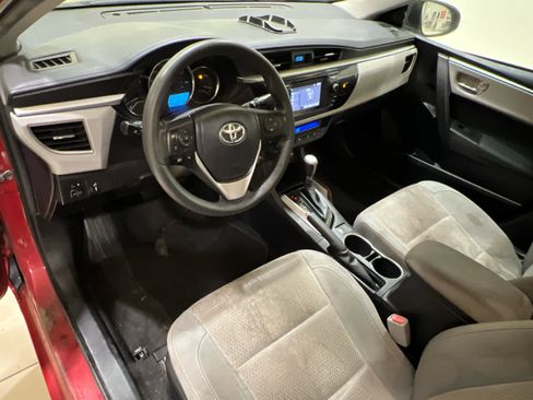 Used 2015 Toyota Corolla LE image 11