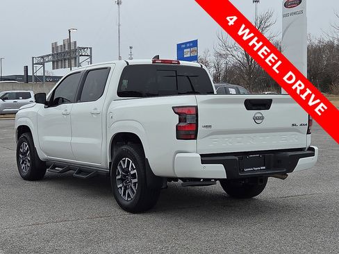 Used 2024 Nissan Frontier SL w/ Technology Package image 4