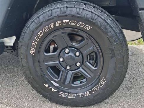 Used 2015 Jeep Wrangler Sport AWD/4WD image 19