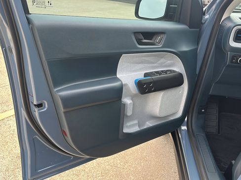 Used 2025 Ford Maverick XLT FWD image 19