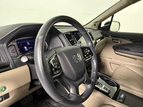 Used 2019 Honda Pilot Elite image 15