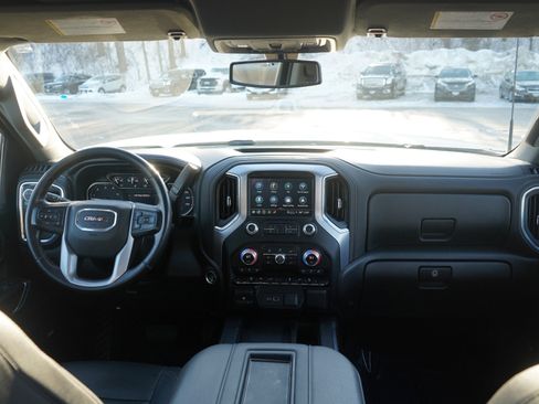 Used 2021 GMC Sierra 3500 SLT w/ SLT Premium Package image 13