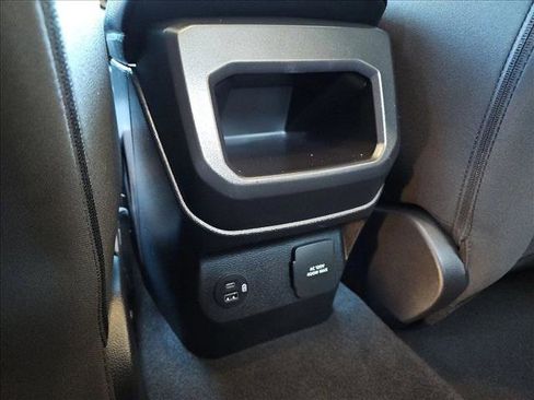 Used 2024 Ford Ranger XLT w/ FX4 Off-Road Package image 15