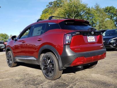 New 2026 Nissan Kicks SR w/ Cold Weather Package