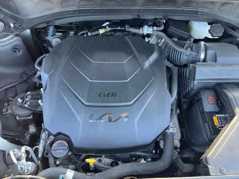 Used 2023 Kia Telluride AWD image 54