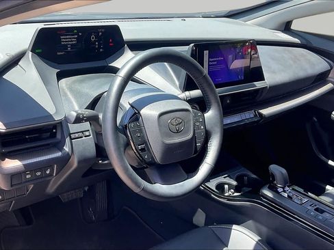 Used 2024 Toyota Prius XLE FWD image 16