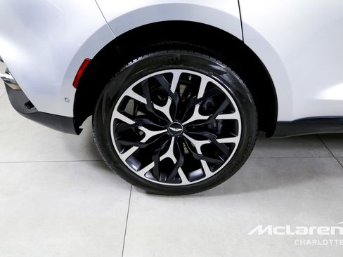 Used 2021 Aston Martin DBX image 34