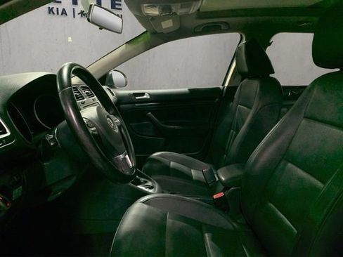 Used 2014 Volkswagen Jetta TDI FWD image 9