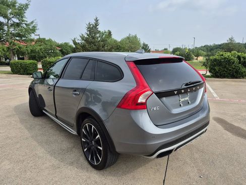 Used 2016 Volvo V60 T5 Cross Country Platinum AWD/4WD image 8