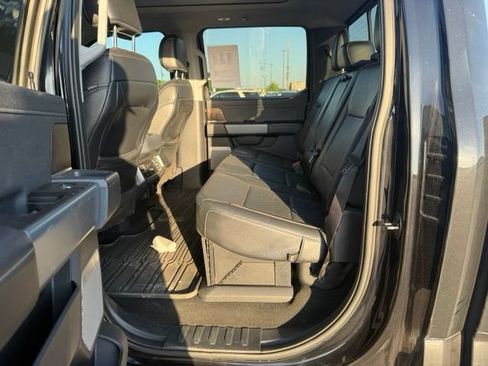 Used 2023 Ford F250 Lariat w/ Lariat Ultimate Package AWD/4WD image 16