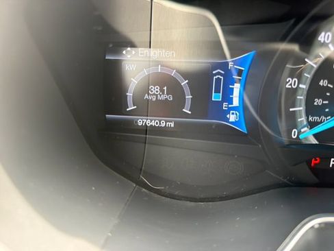 Used 2014 Ford Fusion SE w/ Equipment Group 502A FWD image 16