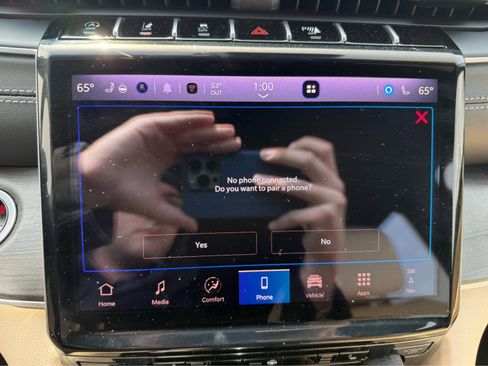 Used 2025 Jeep Grand Cherokee Limited image 20