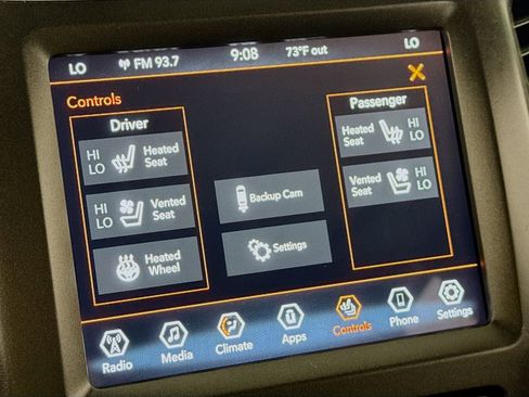 Used 2022 Jeep Cherokee Trailhawk w/ Premium Leather Package AWD/4WD image 3
