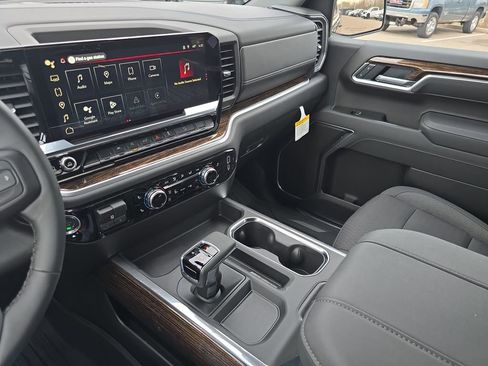 New 2026 GMC Sierra 1500 Elevation AWD/4WD image 25