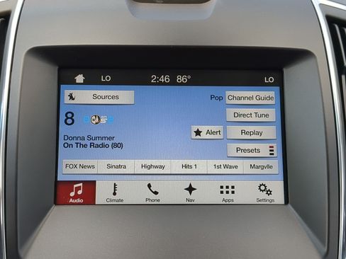 Used 2017 Ford Edge Titanium w/ Equipment Group 302A AWD/4WD image 25