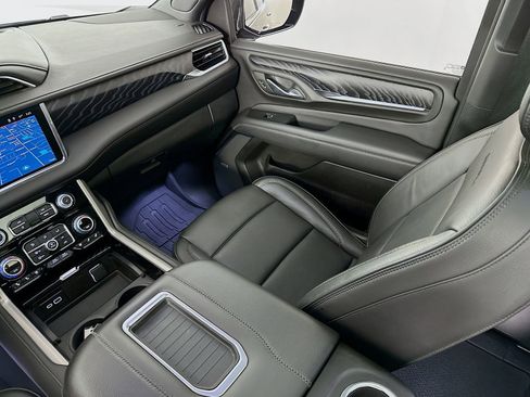 Used 2024 GMC Yukon Denali image 26
