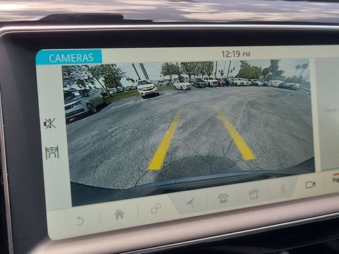 Used 2020 Jaguar F-PACE Premium AWD/4WD image 34