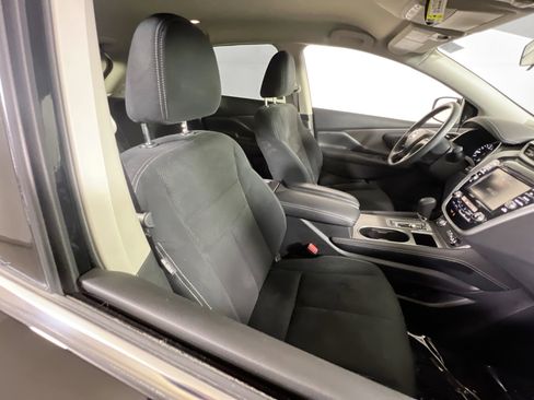 Used 2020 Nissan Murano S w/ Technology Package AWD/4WD image 25