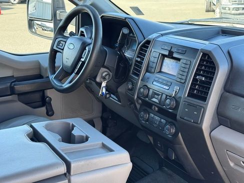 Used 2020 Ford F550 4x4 Regular Cab Super Duty image 8