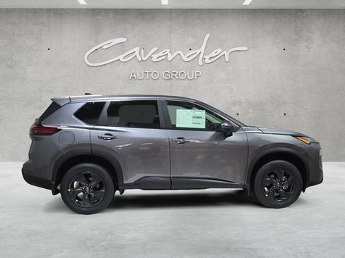 New 2026 Nissan Rogue SV FWD image 17
