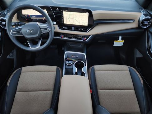 New 2026 Chevrolet Equinox ACTIV w/ Convenience Package III image 22