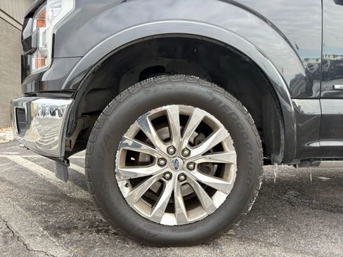 Used 2015 Ford F150 Lariat w/ Equipment Group 502A Luxury image 28