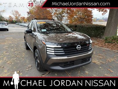 New 2026 Nissan Kicks SR w/ Cold Weather Package