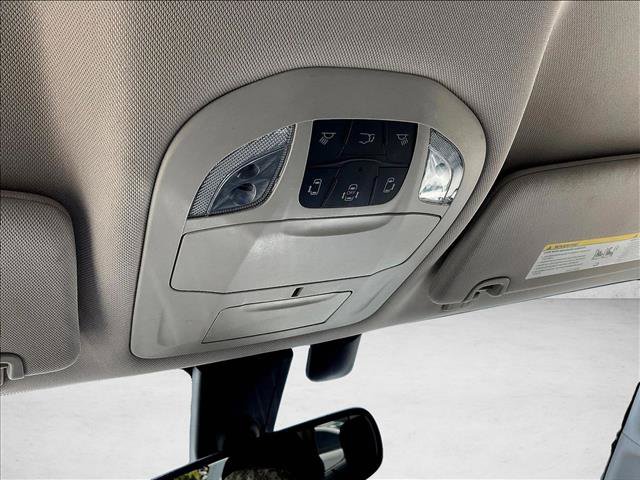 Used 2020 Chrysler Pacifica Touring-L FWD image 22