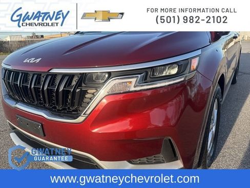 Used 2024 Kia Carnival LX image 14