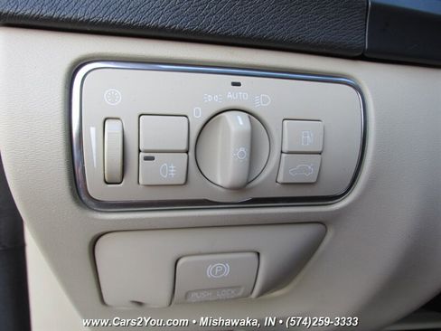 Used 2014 Volvo S60 T5 image 23