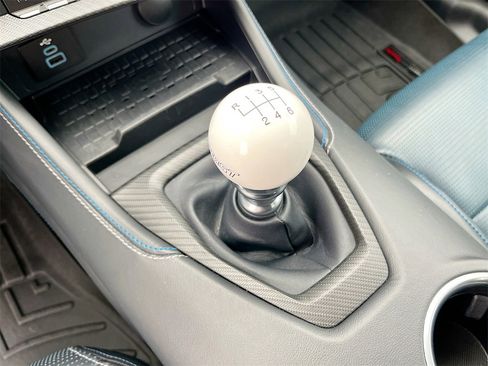 Used 2024 Ford Mustang GT Premium image 17