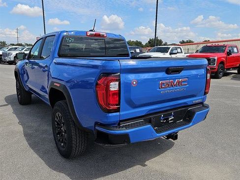 New 2026 GMC Canyon Elevation w/ Convenience Package image 3