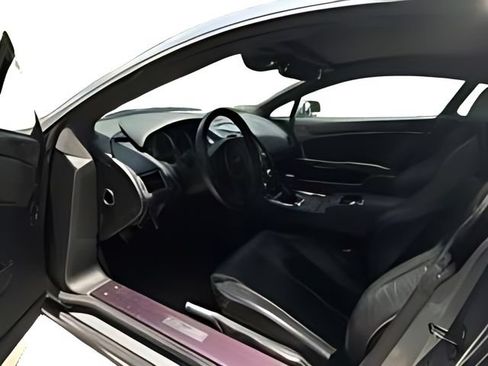 Used 2009 Aston Martin V8 Vantage Coupe RWD image 15