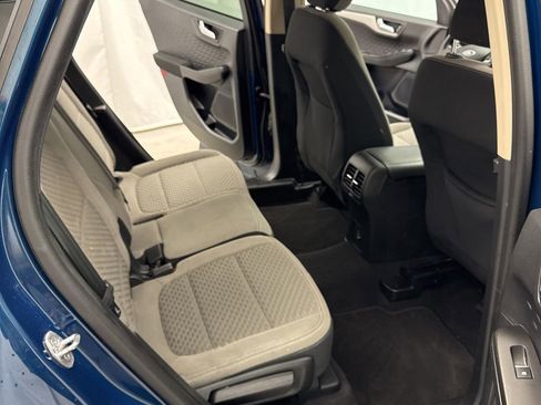 Used 2020 Ford Escape SE image 27