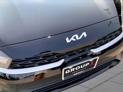 Used 2022 Kia Forte LXS FWD image 29