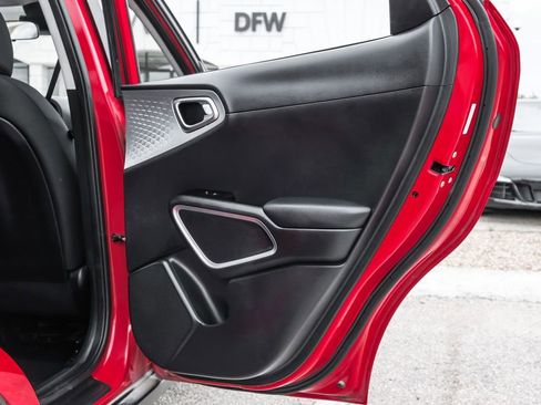 Used 2022 Kia Soul LX w/ Technology Package FWD image 55