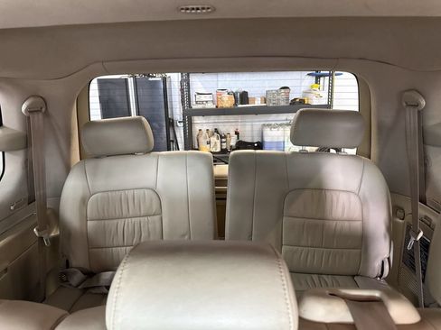 Used 2006 Lexus LX 470 4WD image 19
