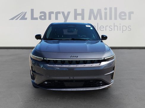 New 2025 Jeep Wagoneer S Launch Edition image 9