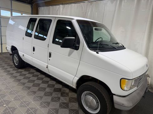Used 1995 Ford E-250 and Econoline 250 Heavy-Duty RWD image 8