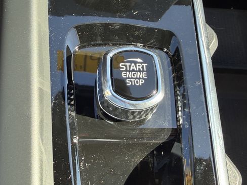 New 2026 Volvo XC60 B5 Core image 26